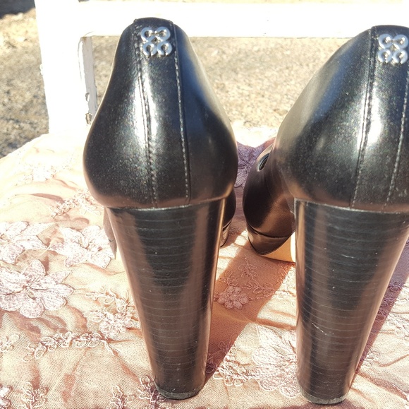COACH Blk Leather Platform Chunky Heels Sz 9 1/2 - Picture 4 of 4